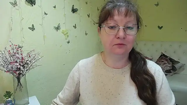Snapshot of VanessaHotts chatting on 4, 5, 2026 VanessaHotts online show from 4, 5, 2026