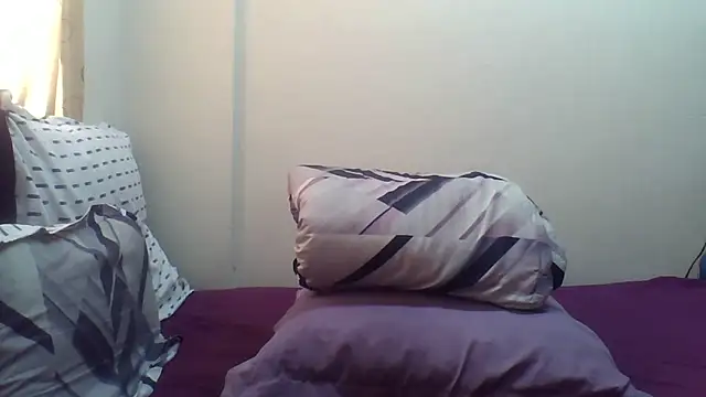 AddictiveAssCurves online show from 17, 10, 2025