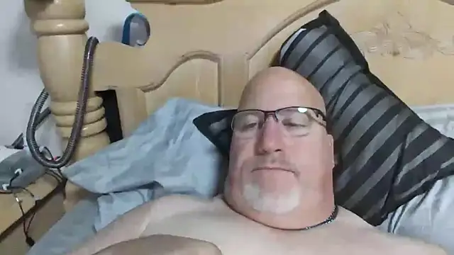 Bigbear0563 online show from 15, 10, 2025