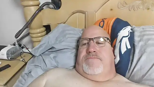 Bigbear0563 online show from 19, 2, 2026