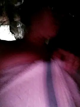 Snapshot of Piafisher1 chatting on 14, 9, 2025 Piafisher1 online show from 14, 9, 2025