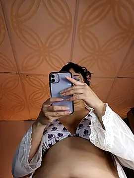 Snapshot of Piafisher1 chatting on 17, 10, 2025 Piafisher1 online show from 17, 10, 2025