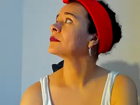 Sami Hotie1 online show from 3, 3, 2025