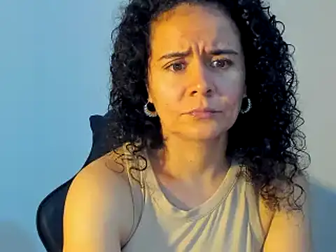 Sami Hotie1 online show from 4, 3, 2025