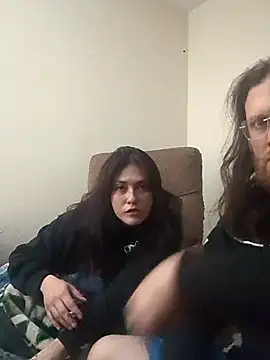 Geeznuts19 online show from 28, 11, 2025