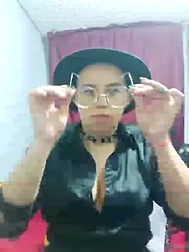 Snapshot of TamySweetness chatting on 21, 12, 2024 TamySweetness online show from 21, 12, 2024