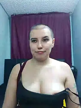 Snapshot of TamySweetness chatting on 4, 1, 2025 TamySweetness online show from 4, 1, 2025