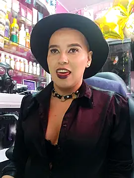Snapshot of TamySweetness chatting on 14, 3, 2025 TamySweetness online show from 14, 3, 2025