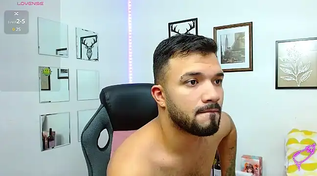 mathew vidal1 online show from 3, 3, 2025