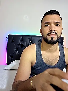 Snapshot of mathew_vidal1 chatting on 8, 1, 2026 mathew vidal1 online show from 8, 1, 2026