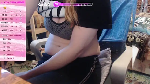 Snapshot of sweetbbabe chatting on 21, 1, 2025 sweetbbabe online show from 21, 1, 2025