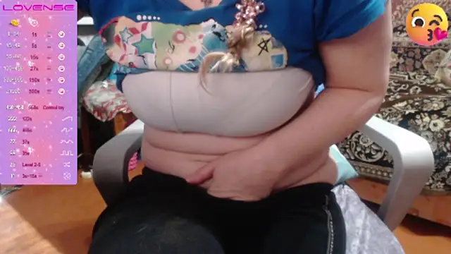 Snapshot of sweetbbabe chatting on 31, 10, 2025 sweetbbabe online show from 31, 10, 2025