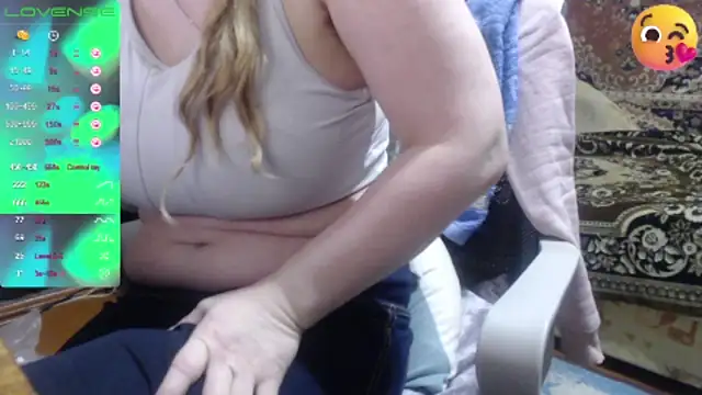 Snapshot of sweetbbabe chatting on 1, 12, 2025 sweetbbabe online show from 1, 12, 2025