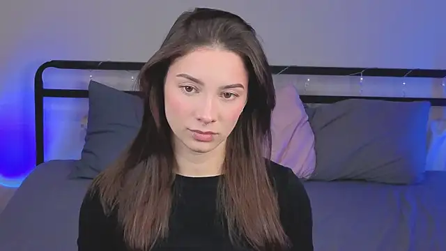 sinthiaroze online show from 21, 12, 2025