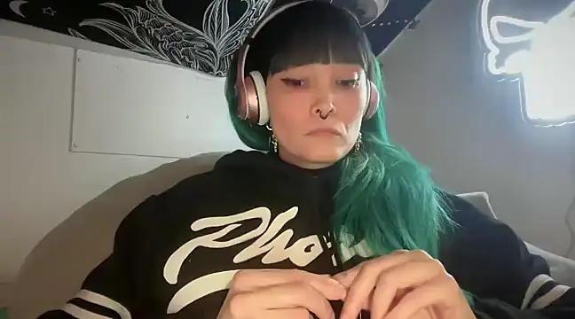 FRRANNKIE online show from 28, 2, 2025