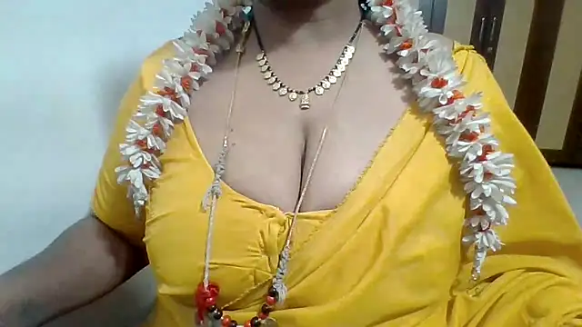 Snapshot of archanatelugu9 chatting on 14, 6, 2026 archanatelugu9 online show from 14, 6, 2026