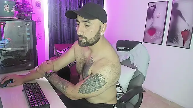 Snapshot of Leon_1234 chatting on 9, 1, 2025 Leon 1234 online show from 9, 1, 2025