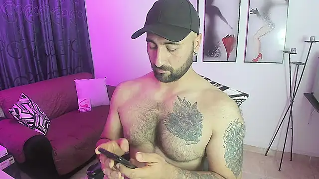Snapshot of Leon_1234 chatting on 9, 1, 2025 Leon 1234 online show from 9, 1, 2025