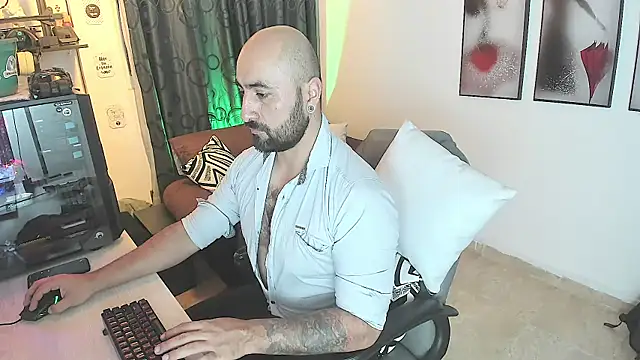 Snapshot of Leon_1234 chatting on 13, 1, 2025 Leon 1234 online show from 13, 1, 2025