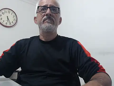 Snapshot of cenizo10124 chatting on 2, 12, 2024 cenizo10124 online show from 2, 12, 2024