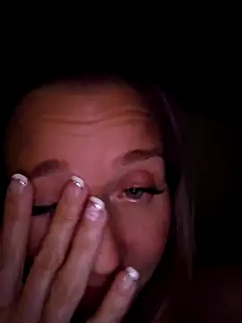 SkyelarSommer online show from 10, 3, 2026