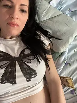 DominiqueX0 online show from 25, 3, 2026