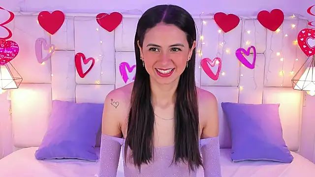 SarahSophia  online show from 25, 2, 2025