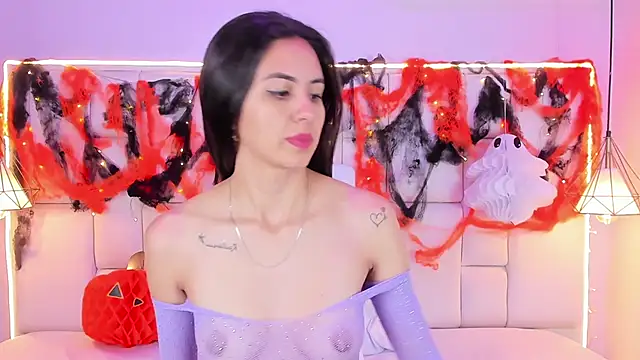 SarahSophia  online show from 22, 10, 2025