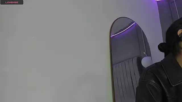 AmyOlimpo online show from 15, 2, 2025