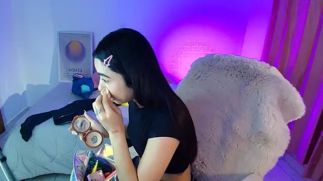Snapshot of AmyOlimpo chatting on 19, 5, 2026 AmyOlimpo online show from 19, 5, 2026