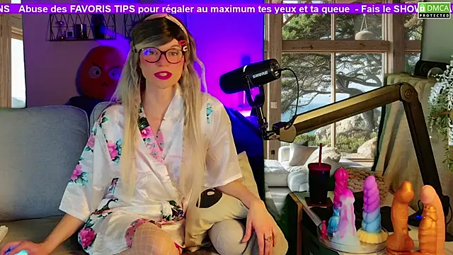 Kittychatte online show from 9, 11, 2025