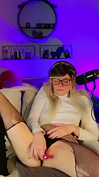 Kittychatte online show from 25, 3, 2026