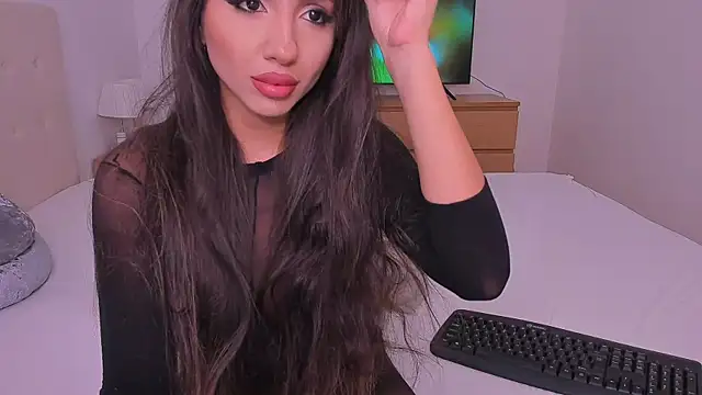 Your Girl69XXX online show from 5, 12, 2024
