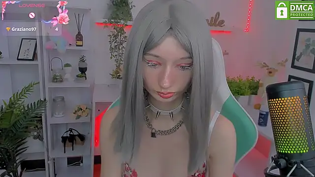 Katia Kim online show from 5, 3, 2025