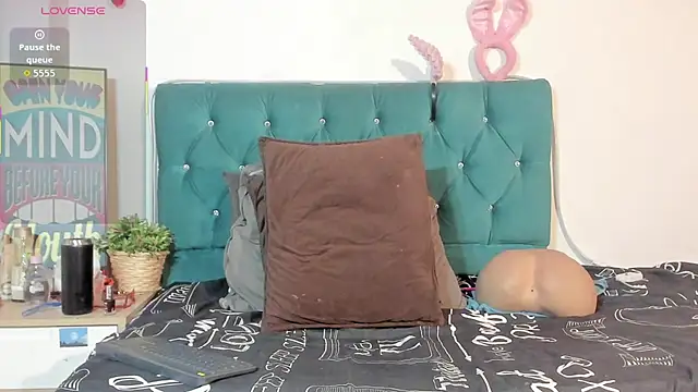Snapshot of StefanyMiler chatting on 11, 5, 2026 StefanyMiler online show from 11, 5, 2026