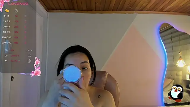 Snapshot of cristal__hot_1 chatting on 18, 7, 2026 cristal hot 1 online show from 18, 7, 2026