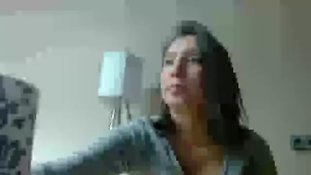 Snapshot of Sophi_Cute chatting on 1, 2, 2025 Sophi Cute online show from 1, 2, 2025