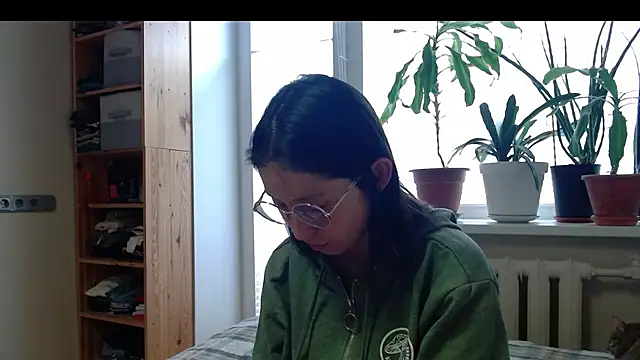 Snapshot of Sophi_Cute chatting on 21, 2, 2025 Sophi Cute online show from 21, 2, 2025