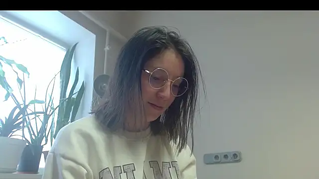 Snapshot of Sophi_Cute chatting on 26, 2, 2025 Sophi Cute online show from 26, 2, 2025