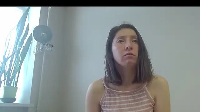 Snapshot of Sophi_Cute chatting on 14, 3, 2025 Sophi Cute online show from 14, 3, 2025