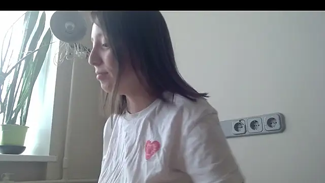 Snapshot of Sophi_Cute chatting on 18, 3, 2025 Sophi Cute online show from 18, 3, 2025