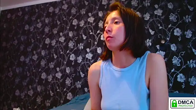 Sophi Cute online show from 3, 6, 2026