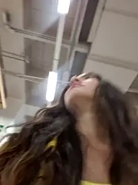 Sam Sara online show from 25, 3, 2026