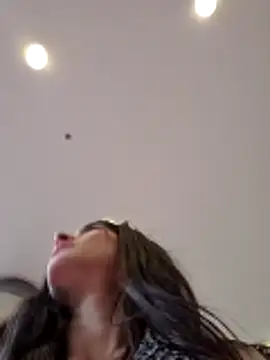 Sam Sara online show from 18, 4, 2026