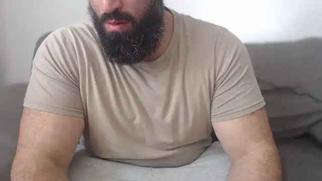 Snapshot of hugemachohandsome chatting on 19, 6, 2026 hugemachohandsome online show from 19, 6, 2026