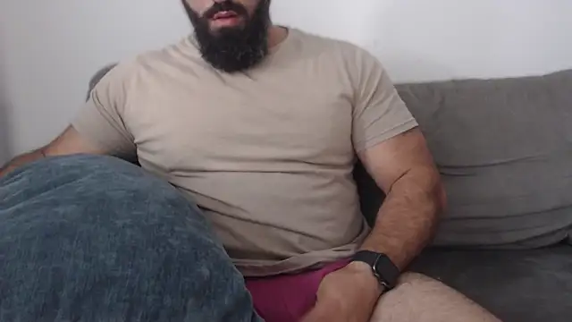 Snapshot of hugemachohandsome chatting on 8, 7, 2026 hugemachohandsome online show from 8, 7, 2026