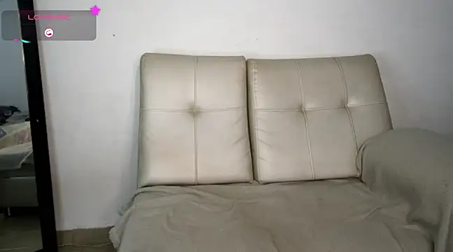 Snapshot of interracia1xx chatting on 10, 2, 2025 interracia1xx online show from 10, 2, 2025