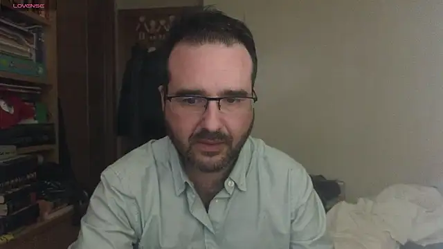 curiosillo83 online show from 11, 3, 2025