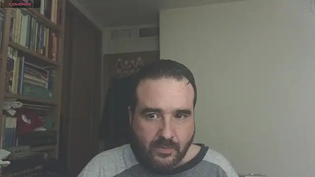 curiosillo83 online show from 18, 3, 2025