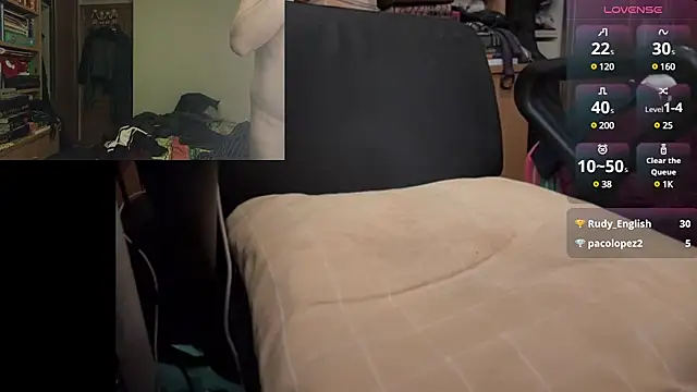 curiosillo83 online show from 19, 3, 2025